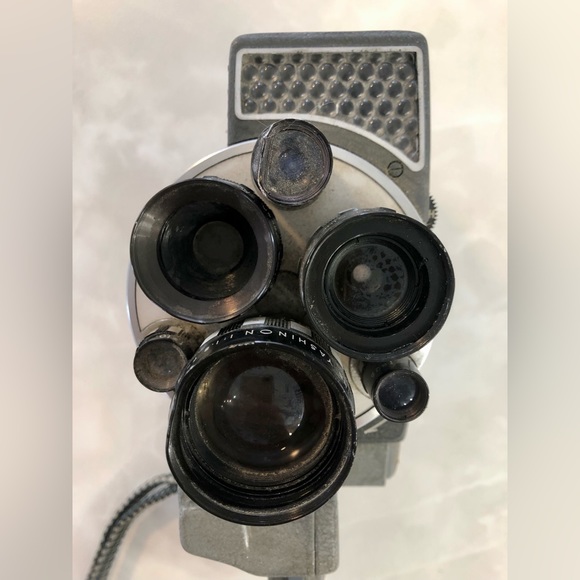 Vintage Yashica 8-E III Film Movie Camera with Pistol Grip Handle - Not tested - Picture 4 of 16